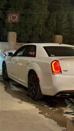 كرايسلر 300